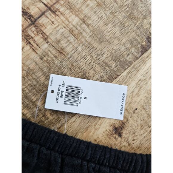 Old Navy Smocked Cropped Black Top Women’s Size M NWT - Picture 3 of 6